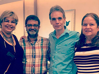 Juan Estadella en la Biblioteca Nacional, Santo Domingo (República Dominicana) con los astrólogos A. M. Vargas, Federico Velásquez y María Acevedo,.